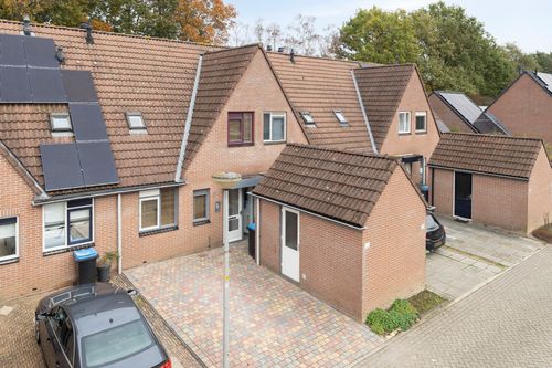 Rolklaver 136 te koop bij Mercurius Makelaars