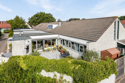 Haagbeukweg 2 te koop bij Mercurius Makelaars