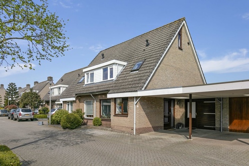 Hazelaar 6 te koop bij Mercurius Makelaars