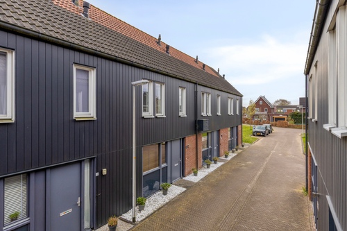 Aan de Leide 6 te koop bij Mercurius Makelaars