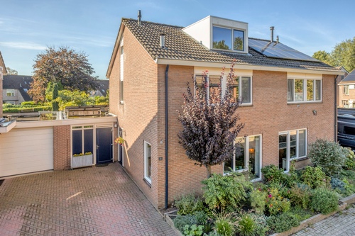 Gele lis 5 te koop bij Mercurius Makelaars 