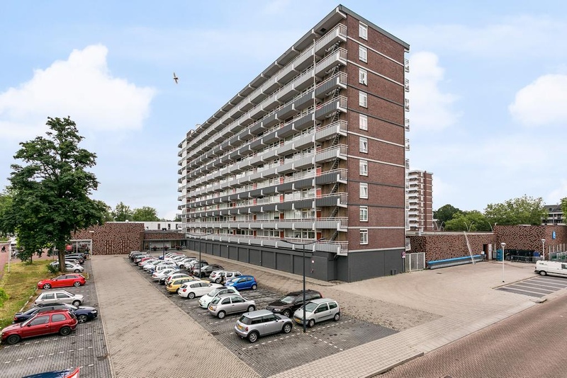 Deventer Karel de Grotelaan 102 – Hoofdfoto