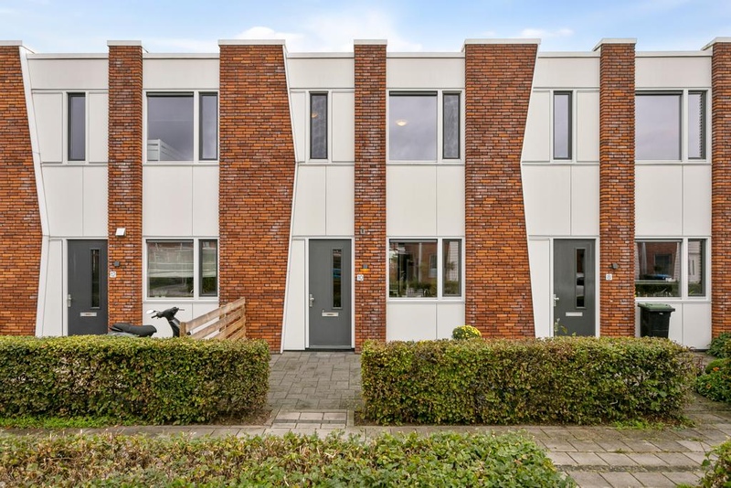 Deventer Bernardus van den Bergweg 10 – Hoofdfoto