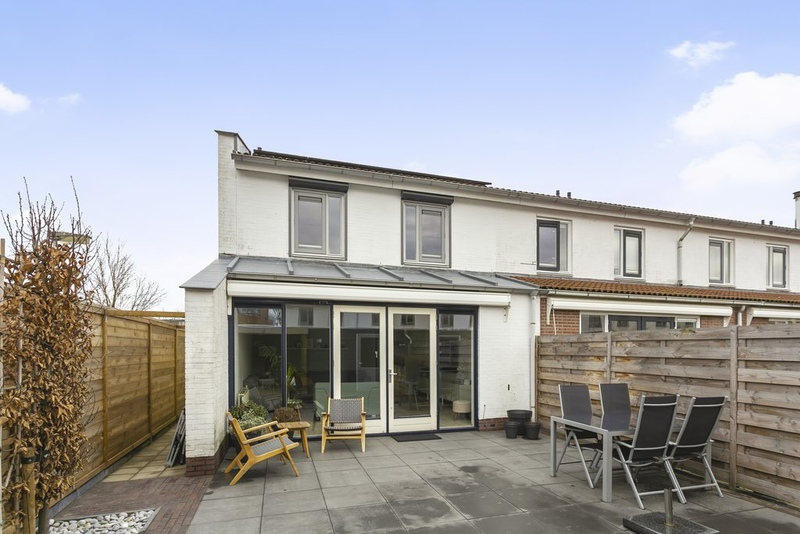 Deventer Peter van Anrooystraat 2 – Hoofdfoto