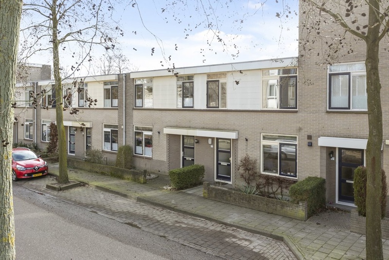 Deventer Bronsinklaan 15 – Hoofdfoto