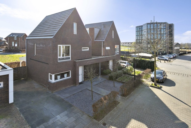 Deventer Philip van Praagstraat 4 – Foto 4