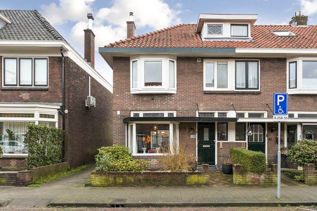 Deventer Johannes Sinthenstraat 44 – Hoofdfoto