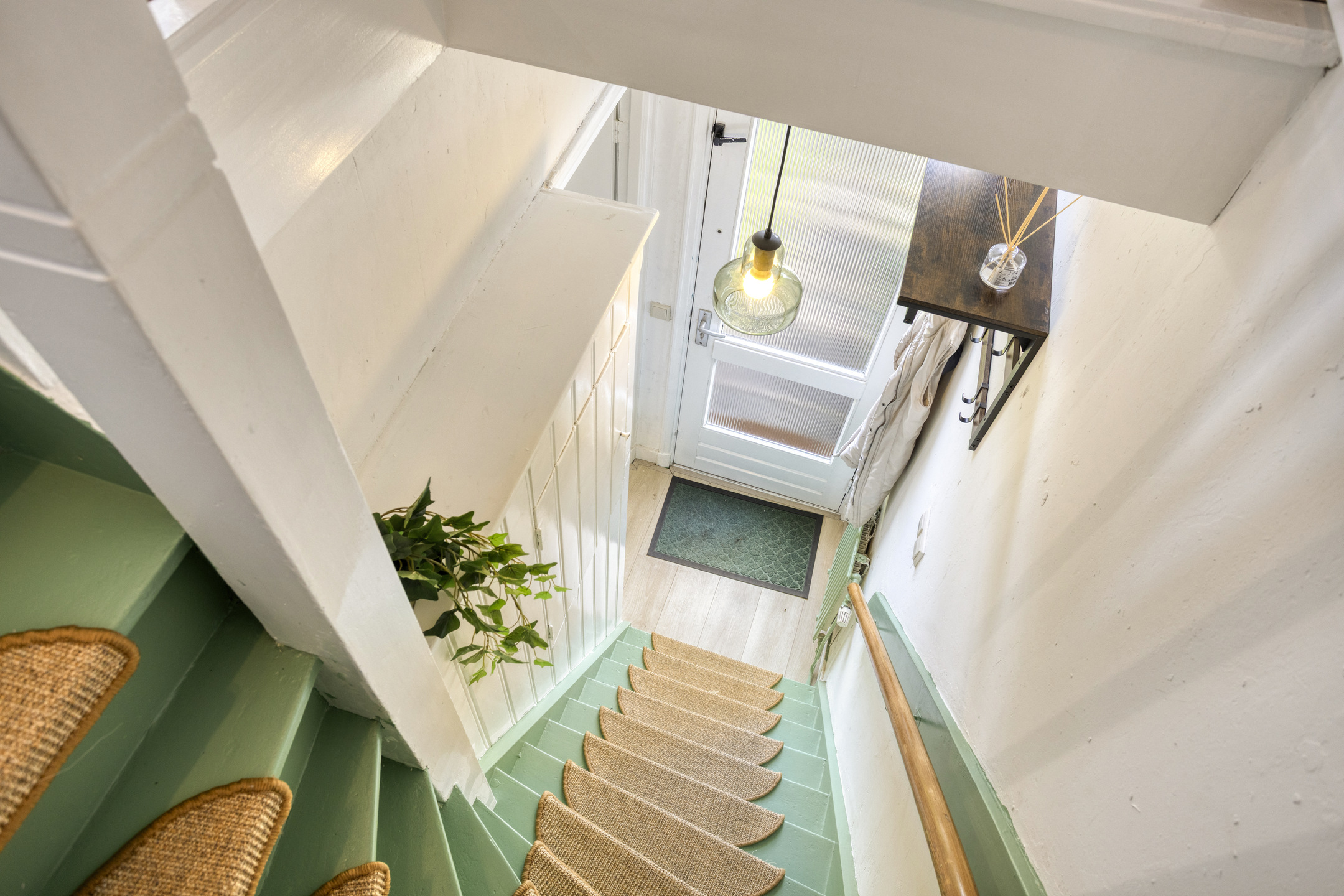 Tussenwoning te koop: Diepenveenseweg 93, Deventer