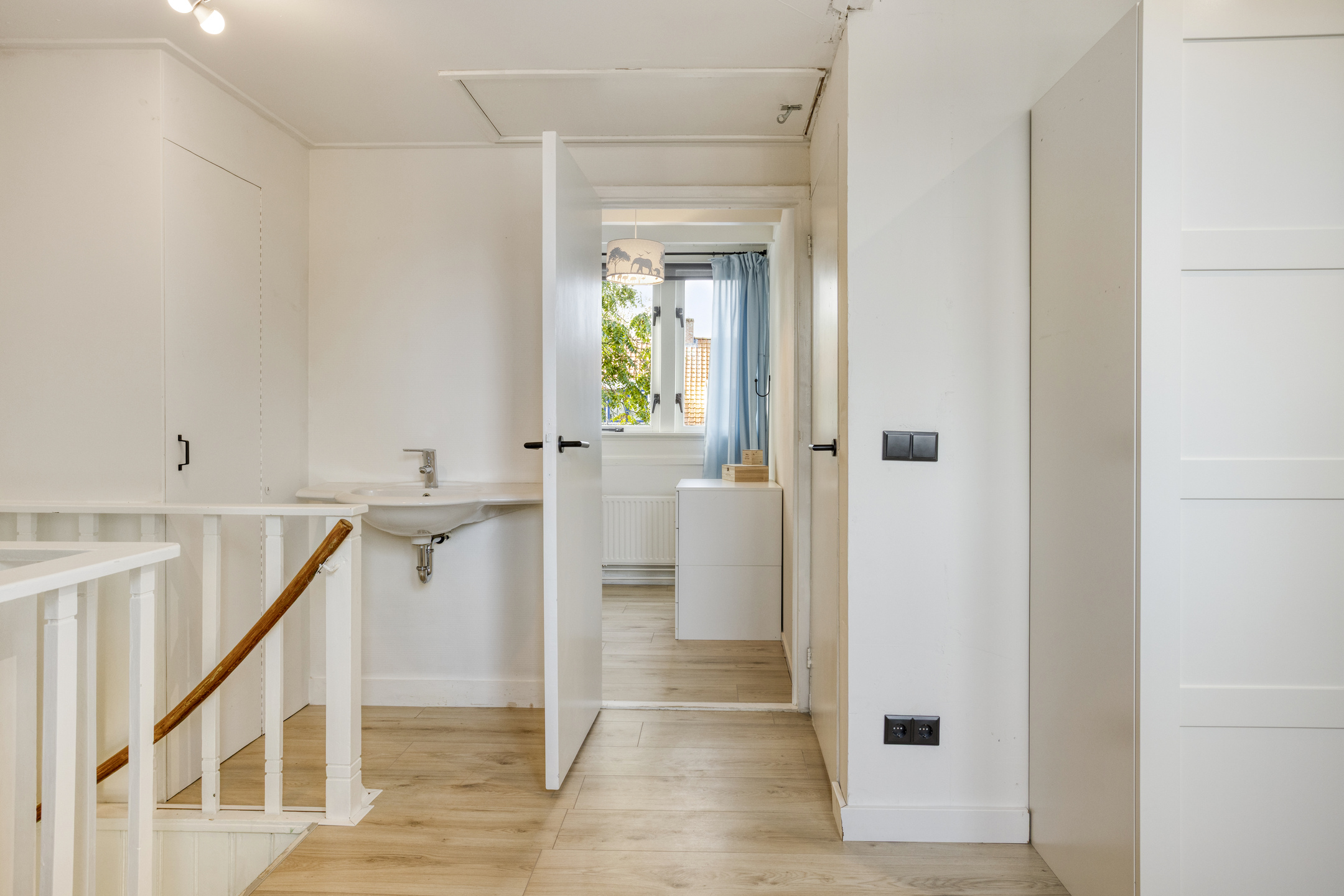 Tussenwoning te koop: Diepenveenseweg 93, Deventer