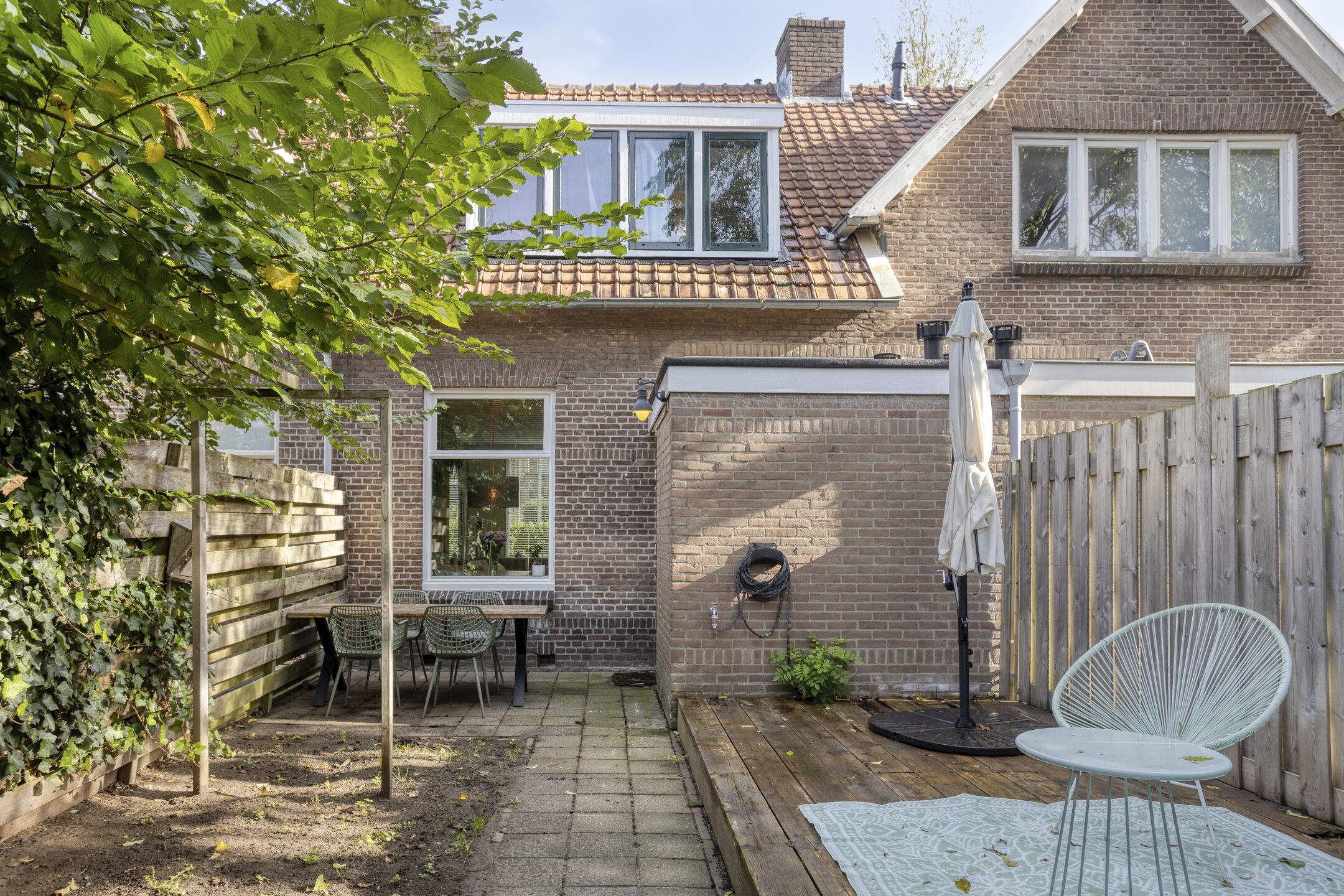 Tussenwoning te koop: Diepenveenseweg 93, Deventer